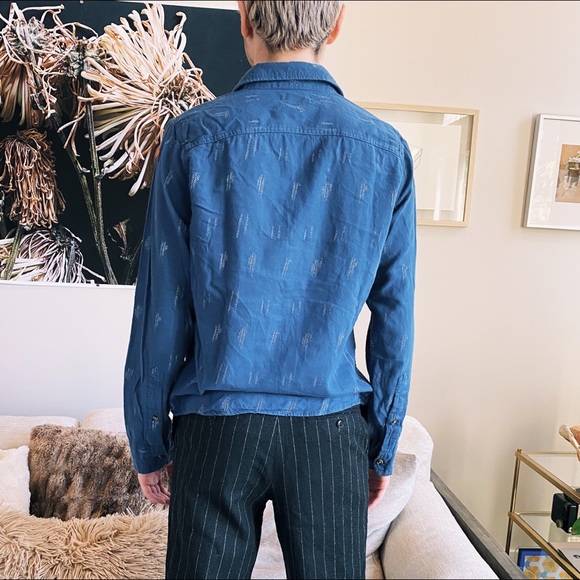 Hollister Flannel Button Down - Picture 2 of 4